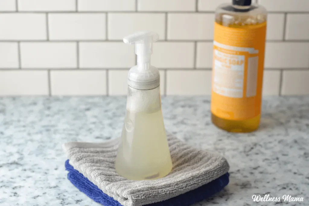 DIY Foaming Hand Cleaning soap DIY Foaming Hand Cleaning soap
