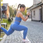 Burn stomach fats with this easy 20-minute morning exercise