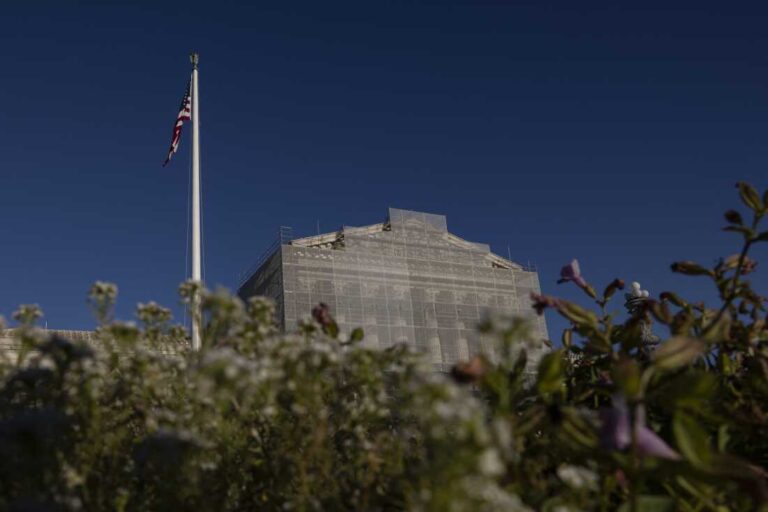 On the Perfect Courtroom, the case of the candidate who sued, although he received : NPR