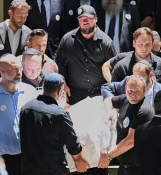 Mourners grieve 10-year-old slain in Bondi mass shooting as Australia’s leader pledges new hate laws : NPR