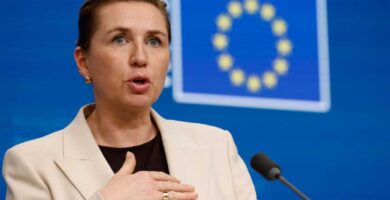 European leaders warn Trump’s Greenland tariffs threaten ‘dangerous downward spiral’ : NPR