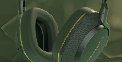 The Bowers & Wilkins Px7 S3 Headphones Are 42% Off Right Now