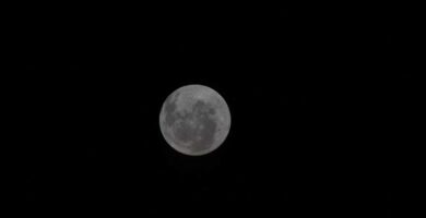 Artemis II astronauts see parts of the moon rarely seen by humans : NPR