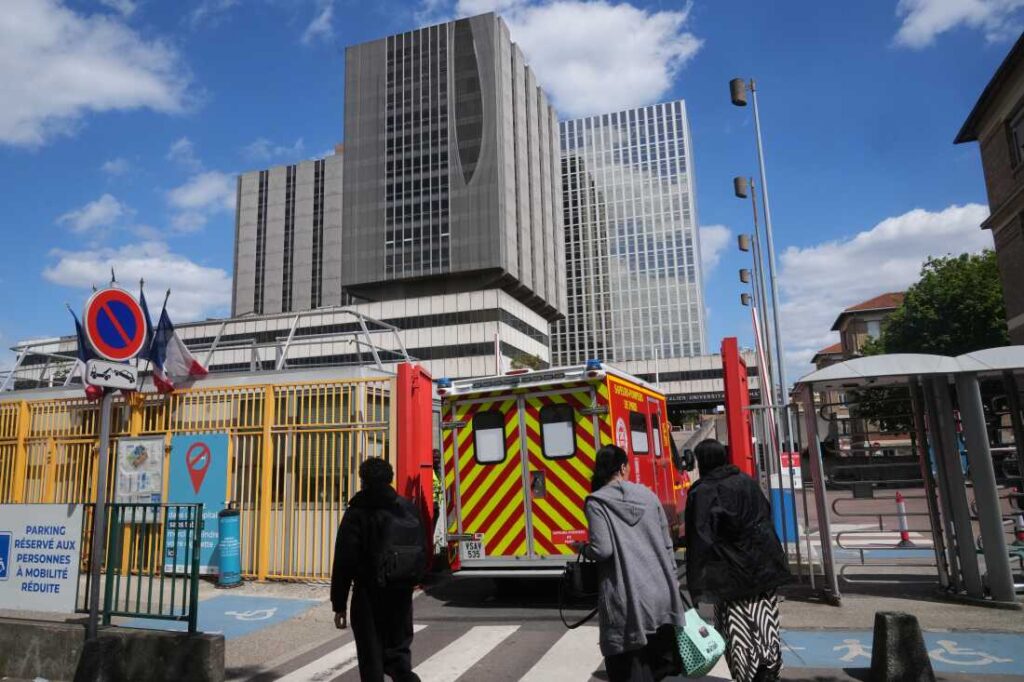 French hantavirus patient is critically ill as outbreak grows to 11 : NPR French hantavirus patient is critically ill as outbreak grows to 11 : NPR