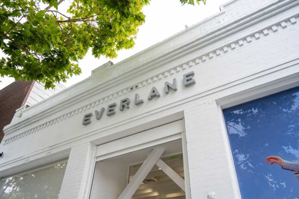 Shein buys Everlane, a union of ultrafast fashion and ‘affordable luxury’ : NPR