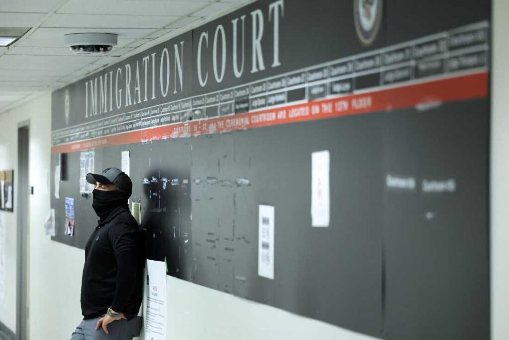 Immigration courts use ‘mega masters’ to speed deportations : NPR