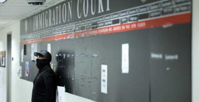 Immigration courts use ‘mega masters’ to speed deportations : NPR