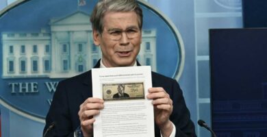 Treasury Department prepares 0 bill with Trump’s face on it : NPR Treasury Department prepares 0 bill with Trump’s face on it : NPR