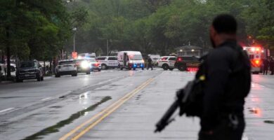 Secret Service fatally shoots suspect outside White House checkpoint : NPR