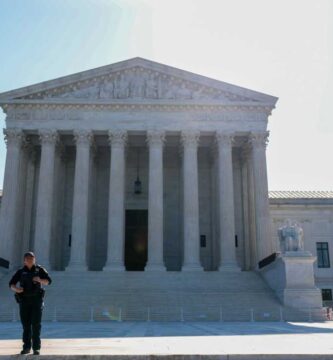 Supreme Court prohibits Alabama from using nitrogen gas for execution : NPR