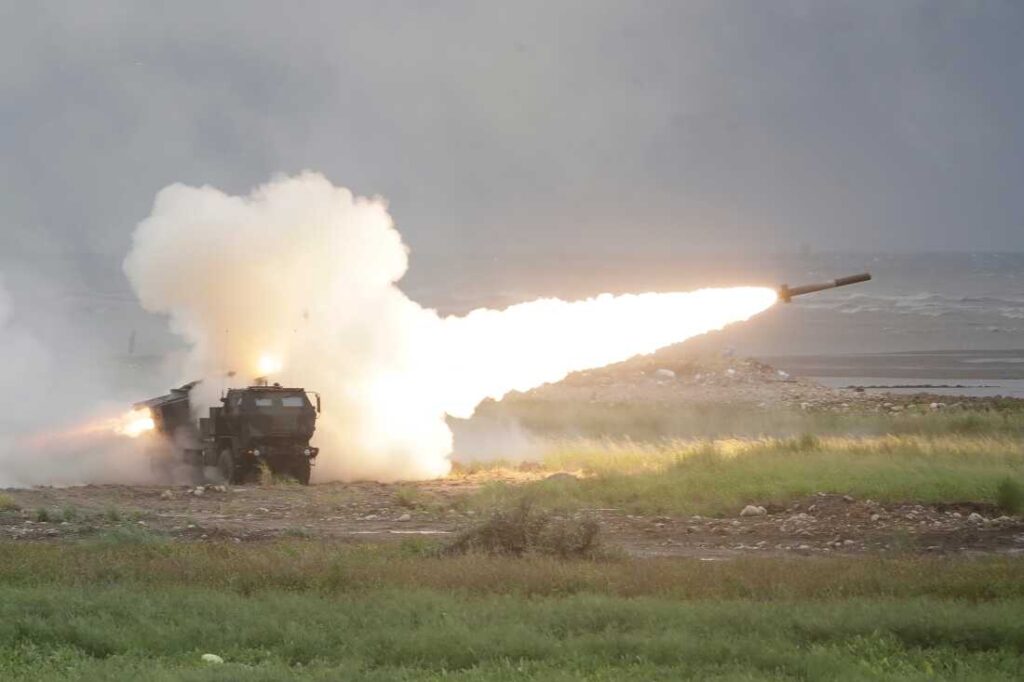 Taiwan drills with U.S. rocket system, firing in China’s direction : NPR Taiwan drills with U.S. rocket system, firing in China’s direction : NPR